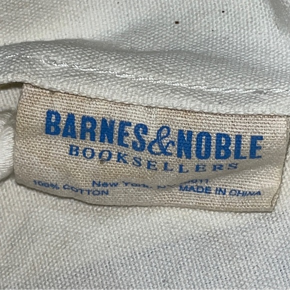 Barnes and Noble BLUE Stripe Canvas book BAG BEACH TOTE. yellow STAR, 19” X 13” - Picture 11 of 15